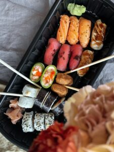 20 sushi